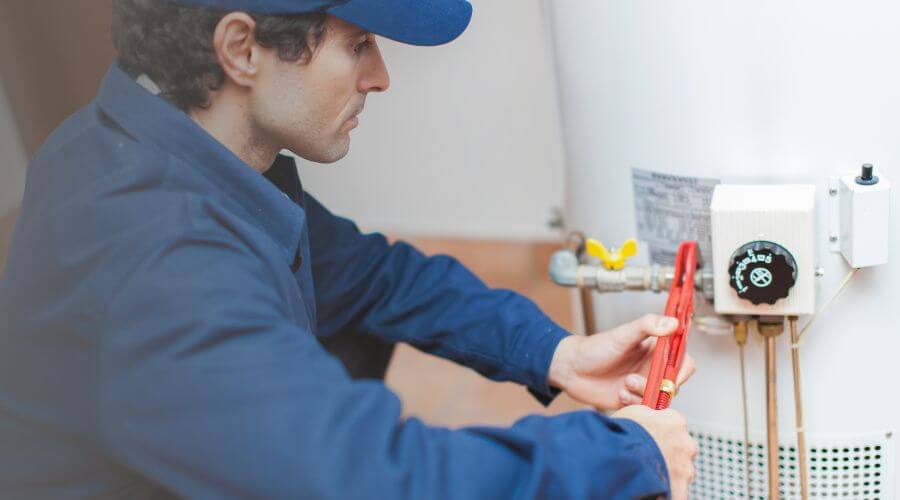Local annual plumbing maintenance in Derry, NM